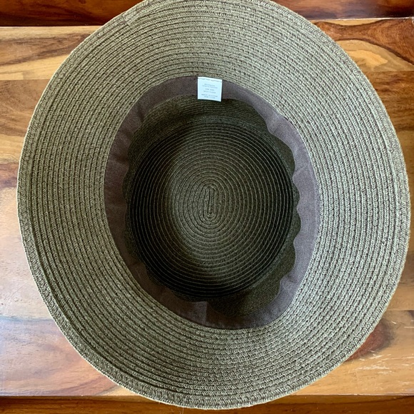 Recycled Paper Hat - Picture 5 of 5